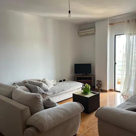 Zoi * Golem (Tirana)