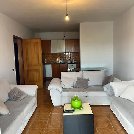 Zoi * Golem (Tirana)