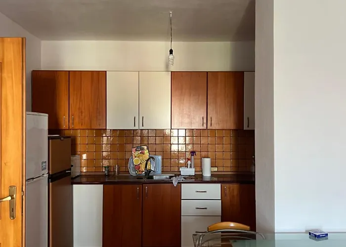 Apartament Zoi Golem (Tirana)